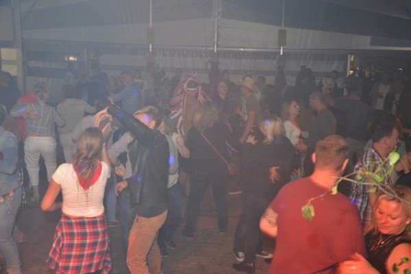 jg-westernparty-10A05D66B-6B52-7B48-866A-51DFF53F5D49.jpg