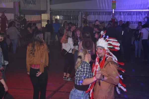 jg-westernparty-2830DBFAF-AE6C-2F1C-8374-ED66A131D358.jpg