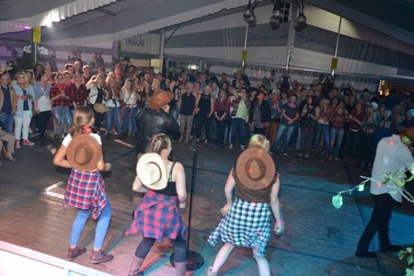 jg-westernparty-283B3BAA6F-D88F-17C0-0898-1942A867BD9A.jpg
