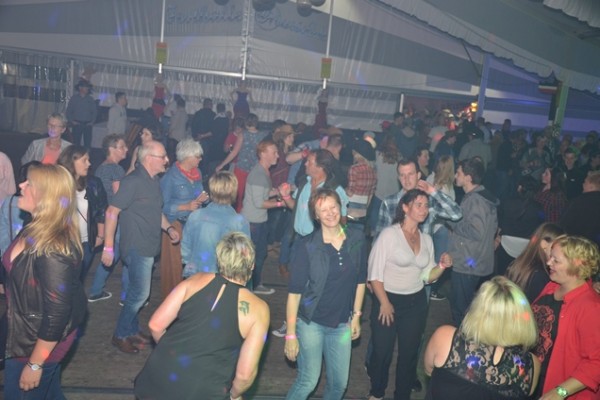 jg-westernparty-3658157BAE-6504-3827-6894-335F1C9DB57B.jpg