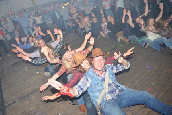 jg-westernparty-44753B8E3F-035D-735D-ACD9-1A3BFB096BFF.jpg