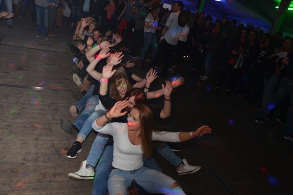jg-westernparty-4905B7E1B5-3E1D-C5DF-2D34-CF6813AB9113.jpg