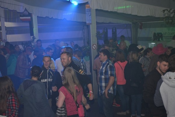 jg-westernparty-4D8FA50B5-5D5E-CE71-35AC-95DF7BEB1FAA.jpg