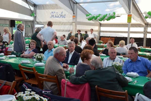 komertz-11D2E4F70E-4EF4-DF8B-0CF2-0F7EC651F680.jpg