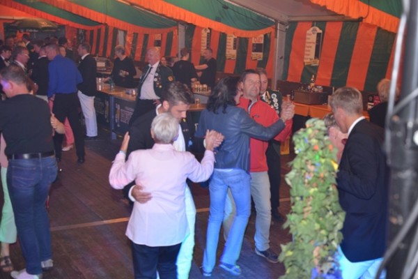 montag-20768F7473-90CD-8194-3221-B221ECA559B5.jpg