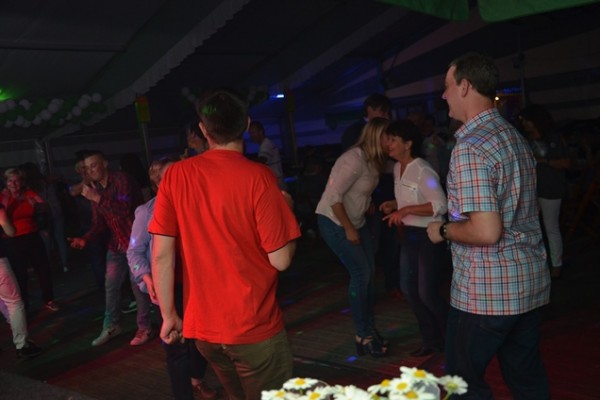 party-samstag-2388AA2106-C1AE-A1C3-FFEE-AAFCCC1A78BC.jpg