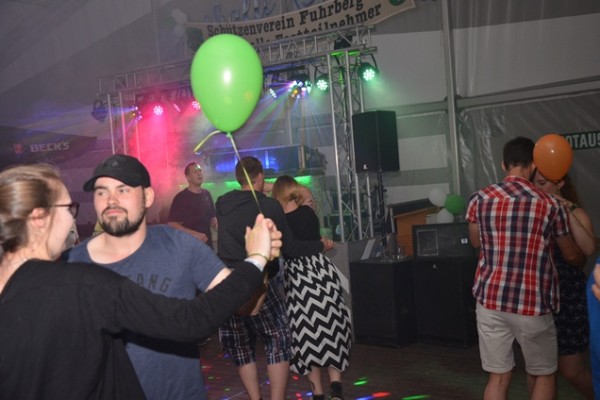 party-samstag-45D00DFBDF-17EB-BC5A-A295-DA73980C6079.jpg
