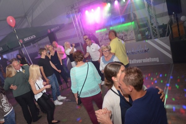 party-samstag-47636163A9-1382-A778-AF8E-8184800DB4E3.jpg