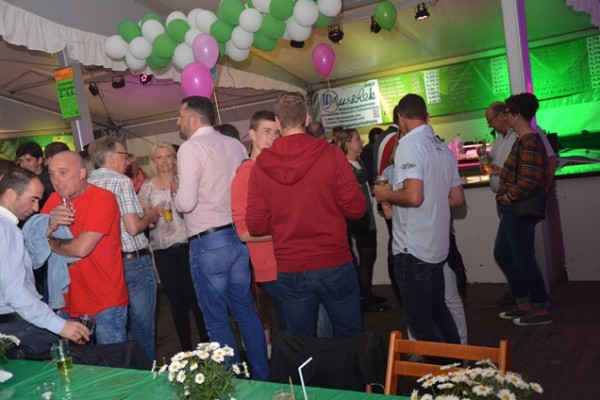 party-samstag-50609A2B4C-C8C2-5B8B-298F-1C272254BC9C.jpg