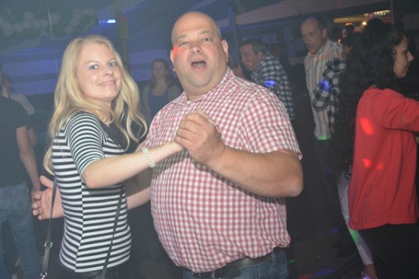 party-samstag-54B61B1E0F-89C5-F6C8-9DFE-8FEB90F73E4C.jpg