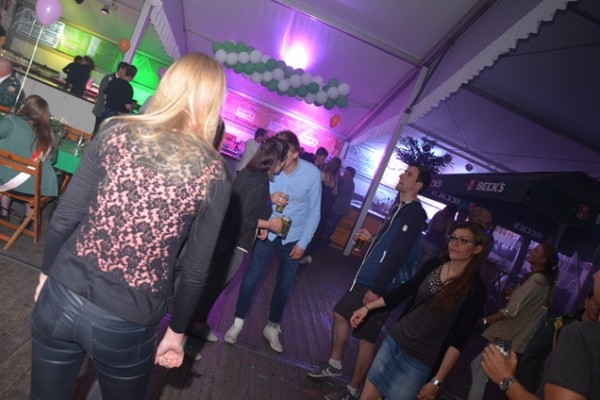 party-samstag-658E4D5049-6257-E0C6-5D87-C735DE1EC9FD.jpg