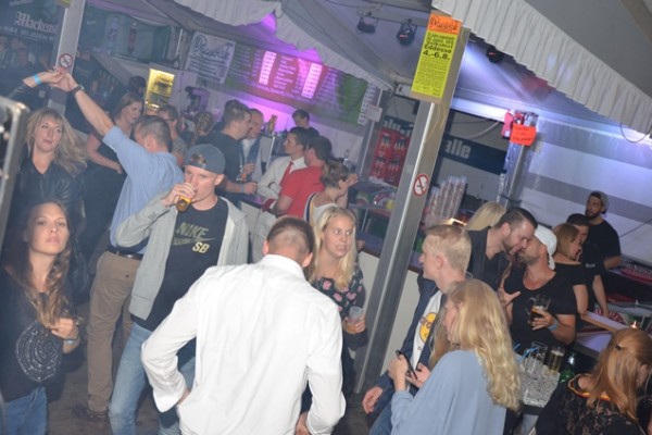 samstag-111D4B074E3-C6F3-F3D6-5851-68C33187D2D4.jpg