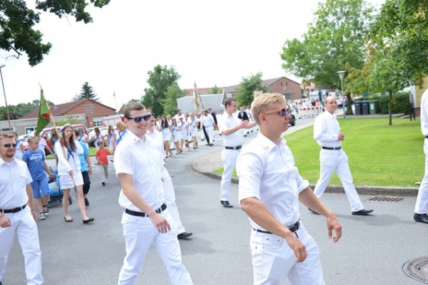 samstag-13947E7D08-64D0-10AE-4D07-E397B987411F.jpg