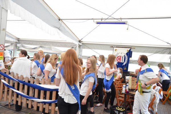 samstag-14747127DBF-876C-32A8-39B3-7682E1DEA50F.jpg