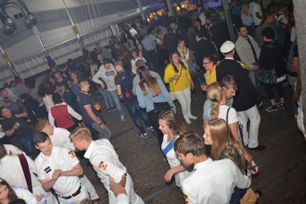 samstag-160CC095A-3520-680F-001F-6F42A6A3CF32.jpg