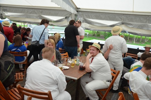 samstag-17628B531E9-9D89-C35B-90D1-D07C5868B3C7.jpg