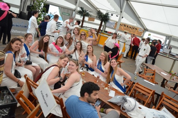 samstag-1782F0F817D-9B54-91AA-9B61-F6E94E7D3EF0.jpg
