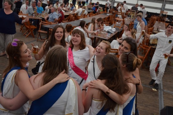 samstag-187FE6B8DD2-8D87-01F3-AF96-A51F01D9C657.jpg