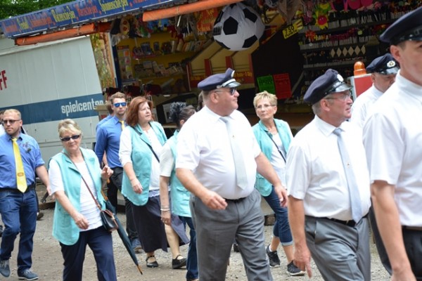 samstag-1884A1EAA7-9B98-2A59-3C60-4F1E060F82E4.jpg