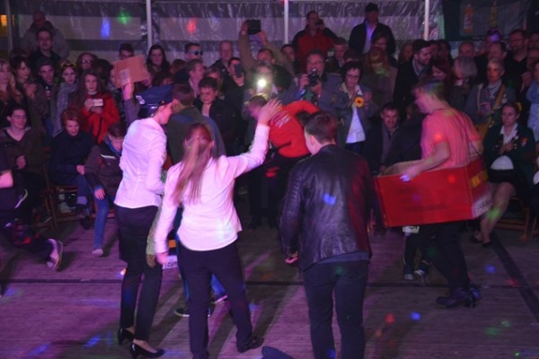 samstag-18E295507E-2719-A374-33B8-EF216DA4577B.jpg