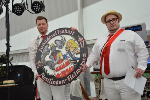 samstag-19A9A36F76-8927-5AA5-9F5B-B160DA976173.jpg