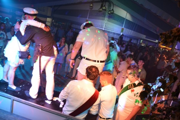 samstag-2043F8879FF-30F8-D8CD-2A8F-F5CE5421B056.jpg