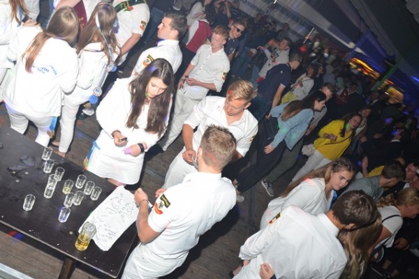 samstag-2161A5F89C8-78F5-B496-BD00-6000904B4575.jpg