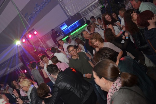 samstag-23939176A8E-1B71-E969-2B5B-4CE01764F494.jpg