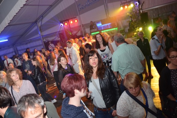 samstag-287F8D0F8-730D-E6D5-6F60-39928188223A.jpg