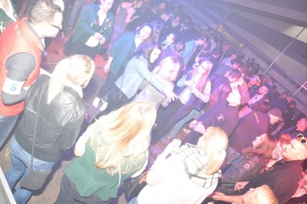 samstag-490F6FCCB7-53EB-904F-2044-2073800EEFC5.jpg