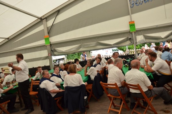 samstag-63BE6BCDA7-BFF8-7133-583A-3BEF5F8709DC.jpg