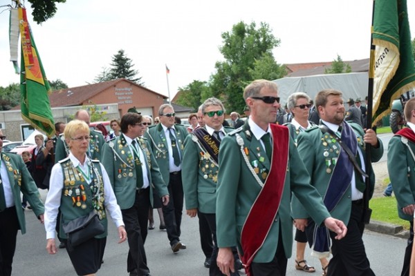 samstag-65FA572A70-FF59-9D26-9C30-C7AD6AEA6BC8.jpg