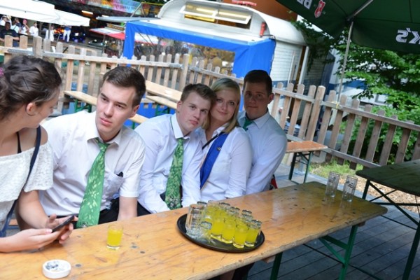 samstag-7136FC6D5D-DA92-63E4-D81F-851F8A6FBB7D.jpg
