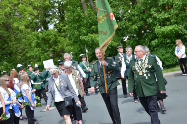 samstag-722EA77301-0262-17BD-6AD1-B5CC56225E6D.jpg