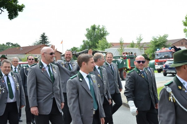samstag-8073E31019-48A2-FFFF-5F22-DCD48E514F39.jpg