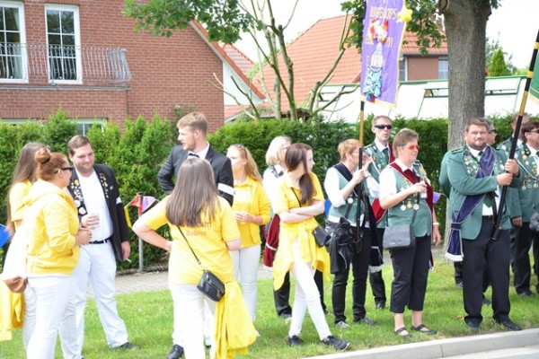 samstag-96EFBEAA1A-BDDD-B0A4-B72B-33A8A8977F4D.jpg