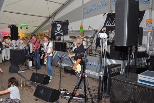 samstag-990FFEF6E1-CD78-C603-81CC-42F3A3A037C1.jpg