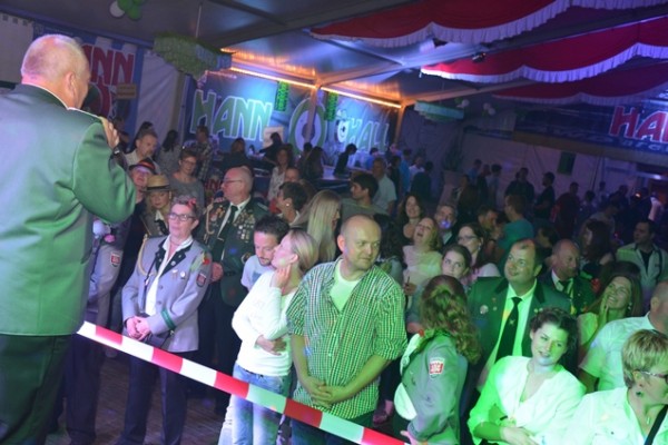 samstag-abend-10EB14A44B-127C-0D83-48F9-F00DAB21DB2C.jpg