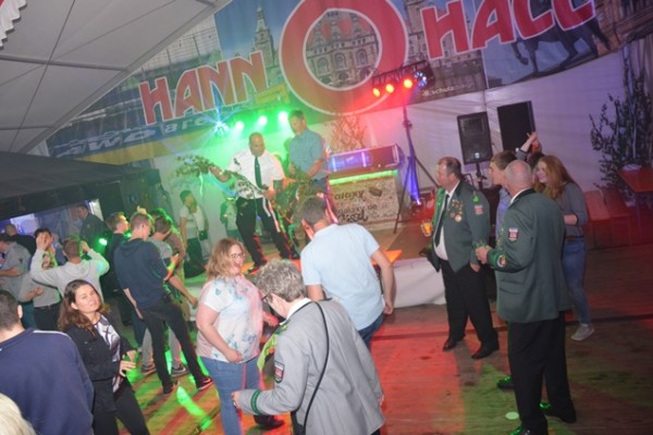 samstag-abend-37CAB67B9A-BDCF-9BFD-A9A9-1FD5553AD10A.jpg