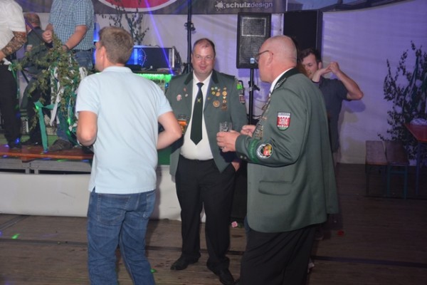 samstag-abend-409E757BF9-3E7E-0122-D9D1-76E68DE9EC50.jpg