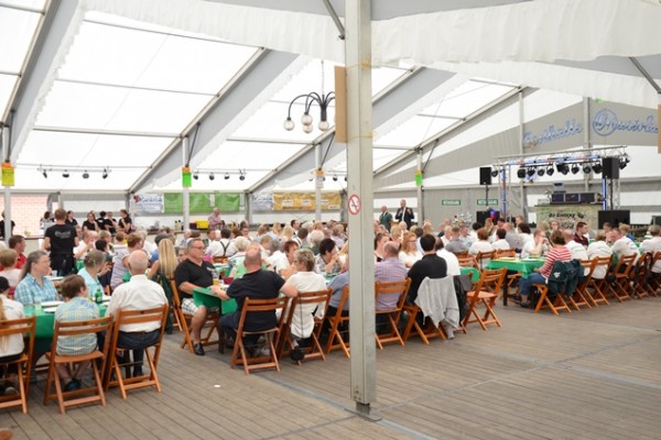 samstag-sonntag-10182420DF1-B65E-81B4-36CD-2E545E86815B.jpg