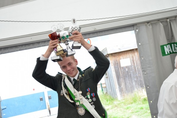 samstag-sonntag-144E5300D2D-A4B2-1D93-DA37-80980A4790C6.jpg