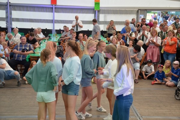 samstag-sonntag-554A7D6EA0-EED6-7F77-1332-DBC4E3F273ED.jpg