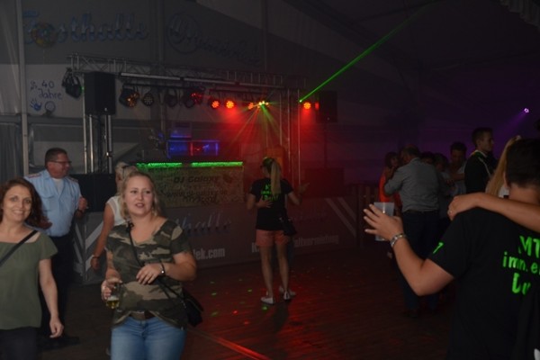 samstag-sonntag-57CB3CEAB6-0BB9-92A4-CAE5-E6F35D563D19.jpg