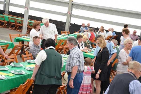 samstag-sonntag-65265A4154-DD70-7E7B-B4D1-54F8AF3F4DDA.jpg