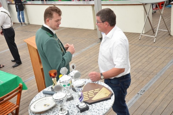samstag-sonntag-67710B9817-040C-CEEB-FC48-545FCA872A8C.jpg