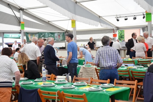 samstag-sonntag-722F3F971D-2108-4031-C4F9-C1BEBC49EB0E.jpg