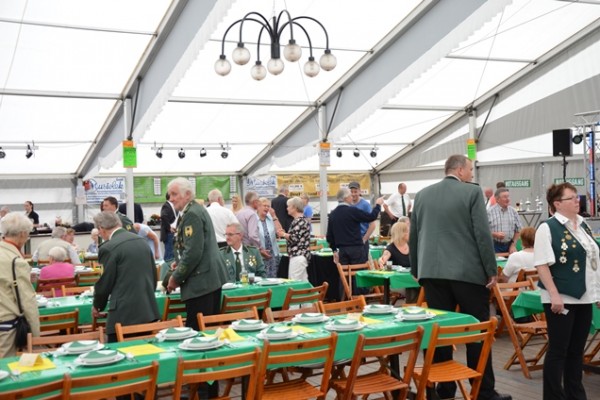 samstag-sonntag-73493F32F3-82C9-29FE-CC4E-E9923B0D797A.jpg