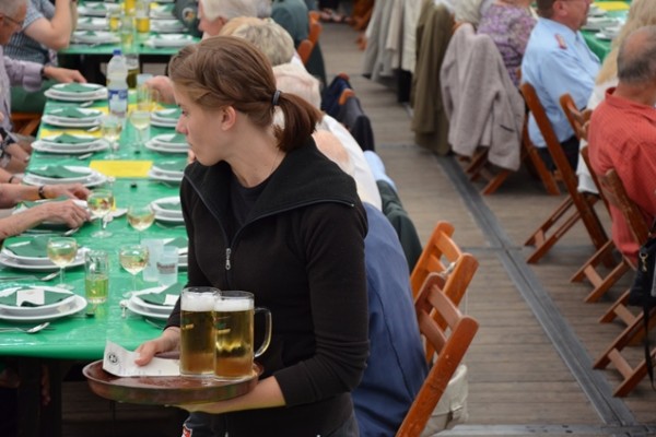 samstag-sonntag-891901C998-7719-924C-C7BB-525D0C5101CE.jpg