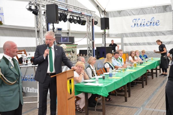 samstag-sonntag-910ADD0A3A-CCE1-1D05-F99C-88E887F48D59.jpg